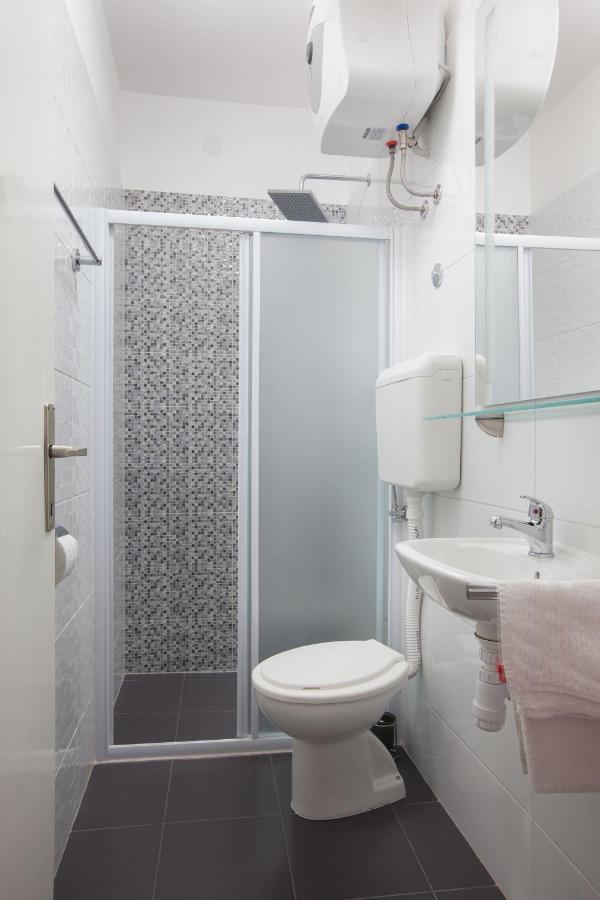 Apartments Dragan Baška Voda Εξωτερικό φωτογραφία