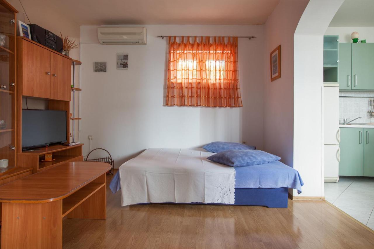 Apartments Dragan Baška Voda Εξωτερικό φωτογραφία