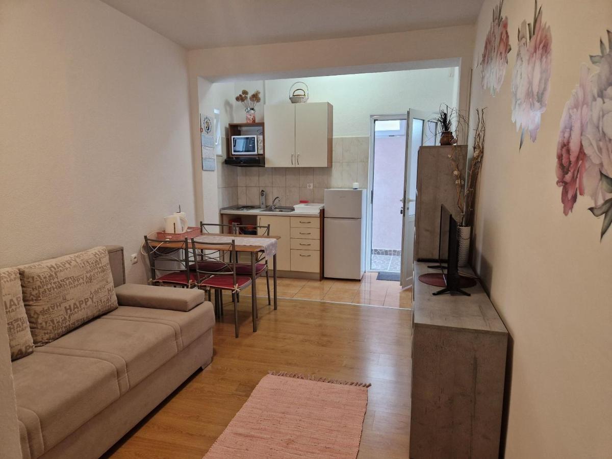 Apartments Dragan Baška Voda Εξωτερικό φωτογραφία